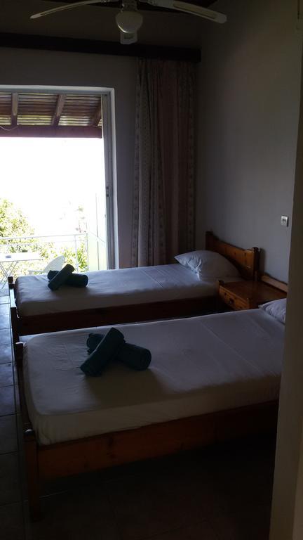 Apartamento Spiti Kritikos Benitses  Exterior foto
